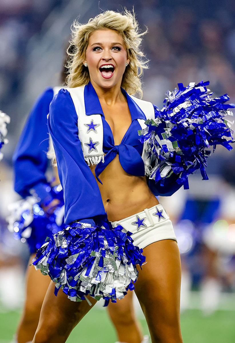 Dallas-Cowboys-cheerleaders-CEY1609253414_Bears_at_Cowboys.jpg