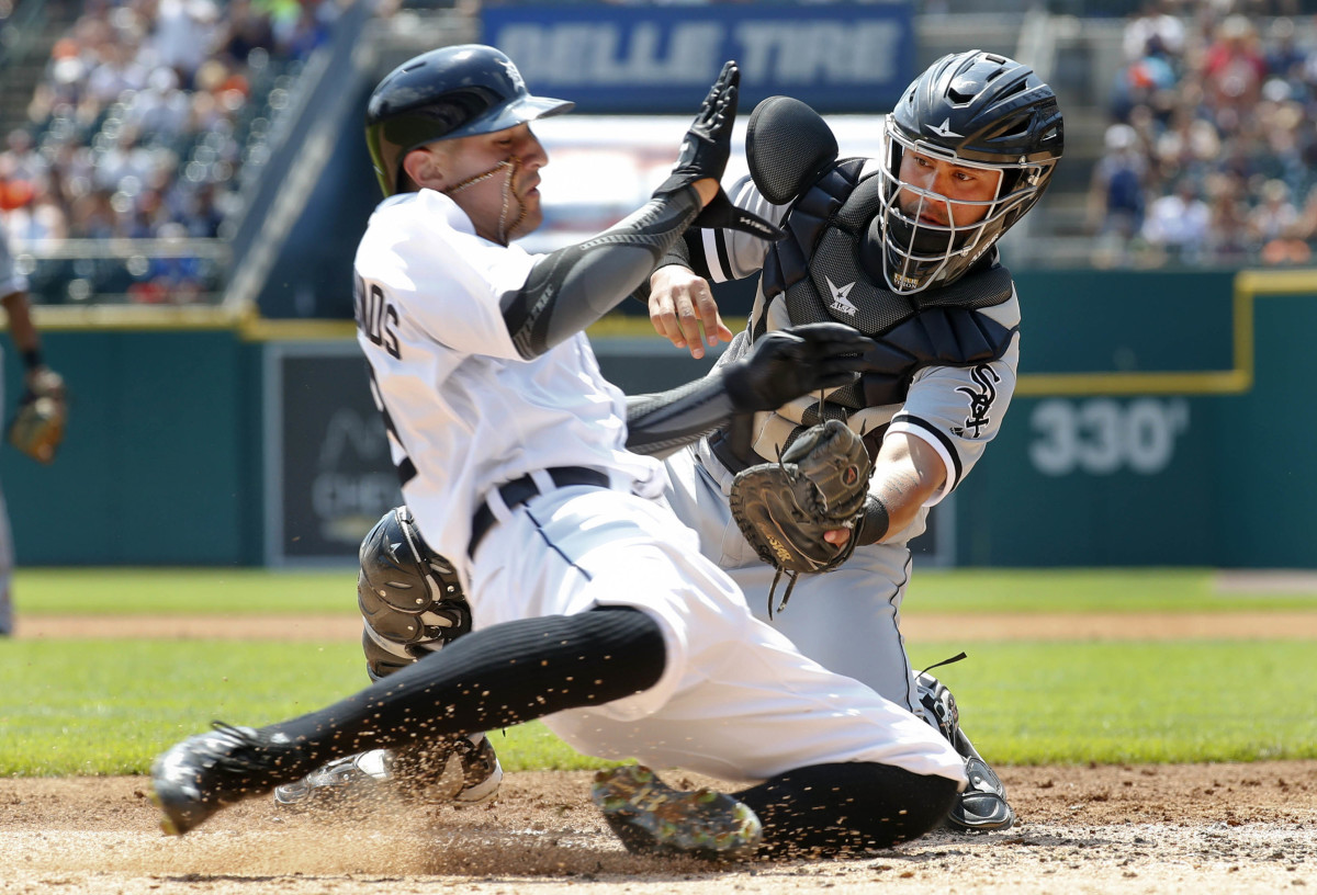 Detroit's Castellanos leaves game with hand fracture Sports Illustrated