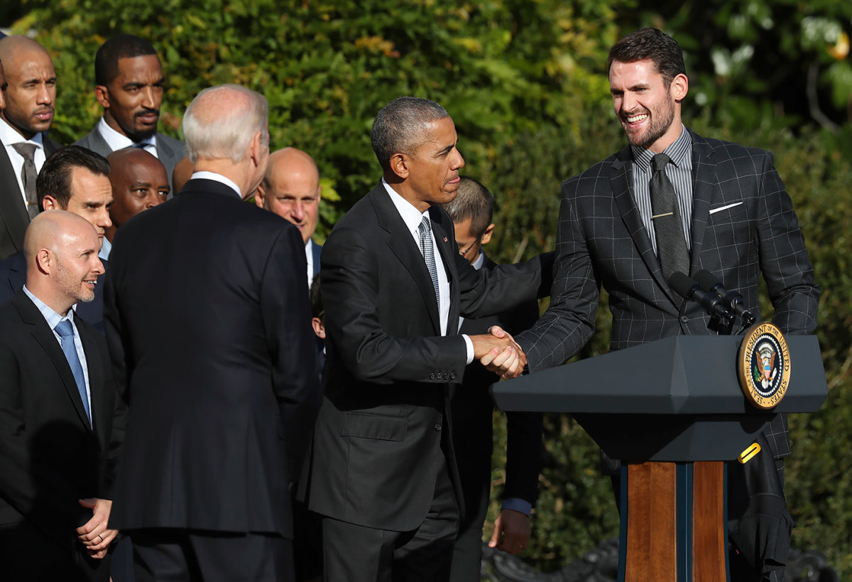 2016-1110-Cleveland-Cavaliers-White-House-President-Barack-Obama-Kevin-Love.jpg