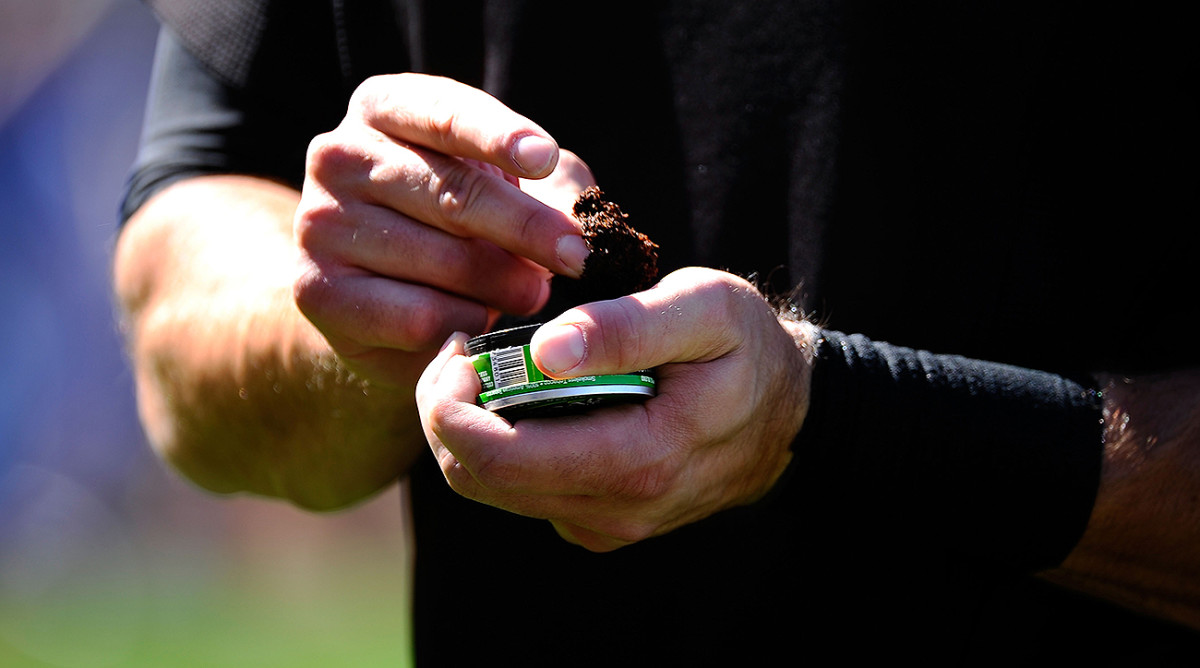MLB CBA bans smokeless tobacco use by new players Sports Illustrated