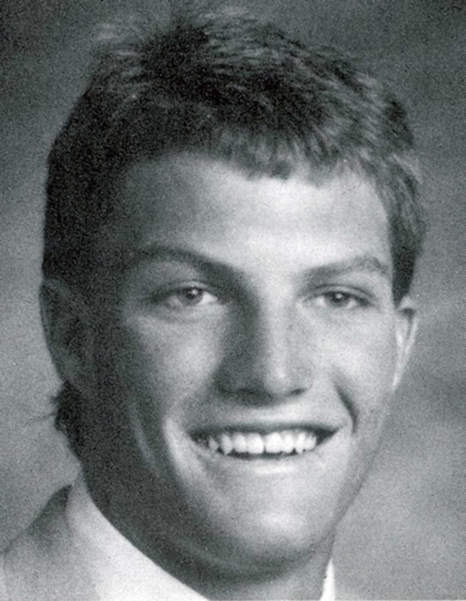 1989-John-Lynch-Torrey-Pines-High-School-yearbook.jpg