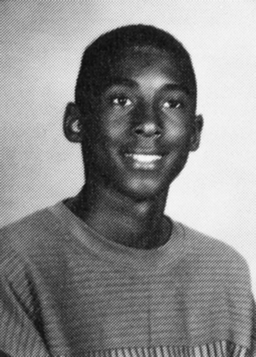 1996-Kobe-Bryant-Lower-Merion-High-School-yearbook.jpg
