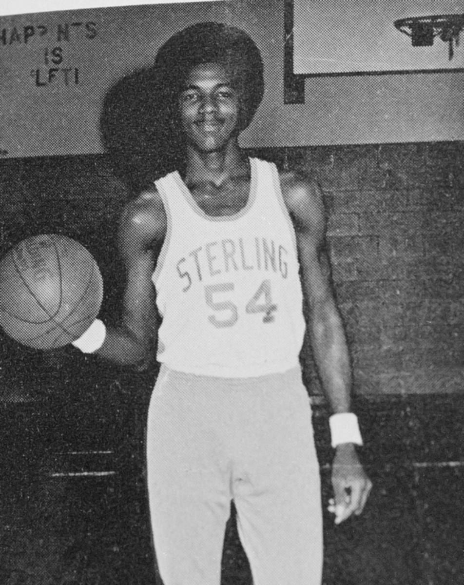 1979-Clyde-Drexler-Sterling-High-School-yearbook.jpg