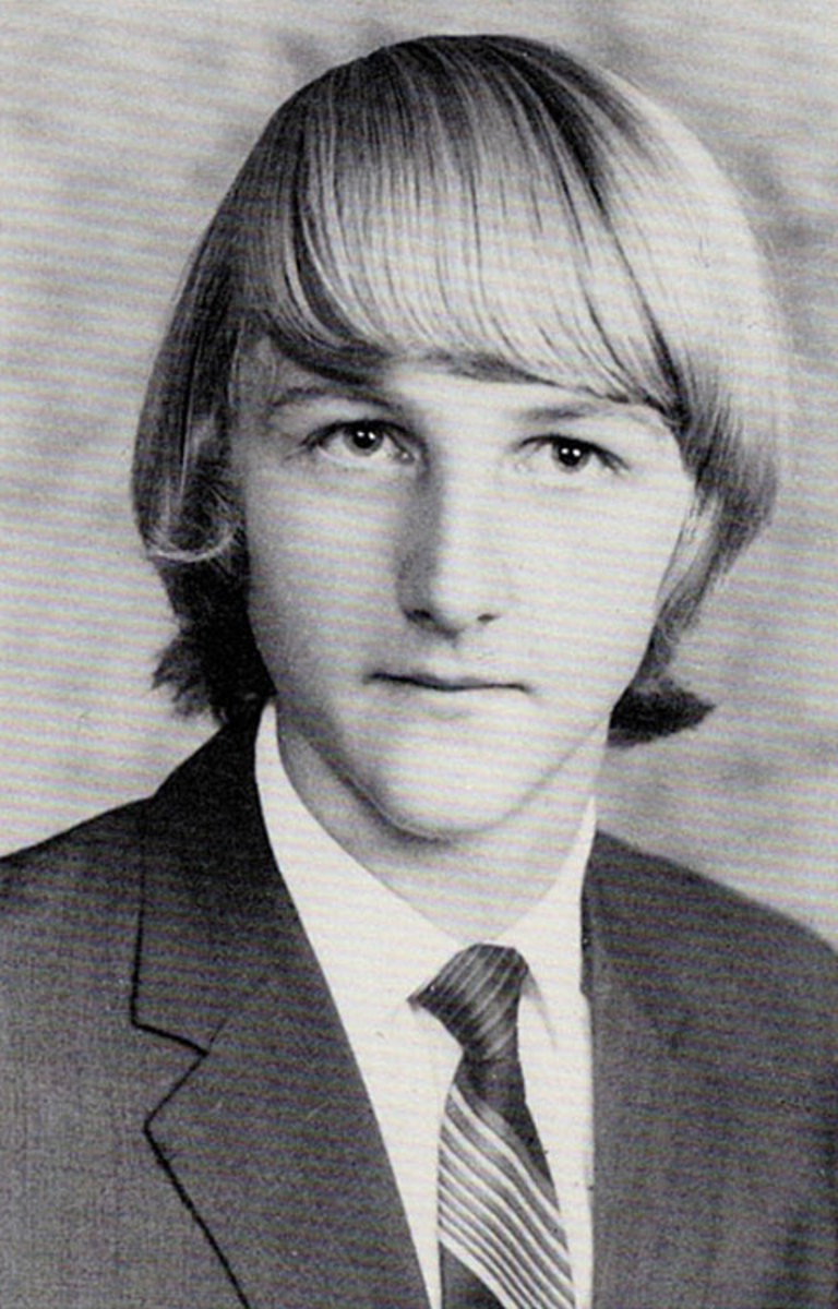 1974-Larry-Bird-High-School-portrait.jpg