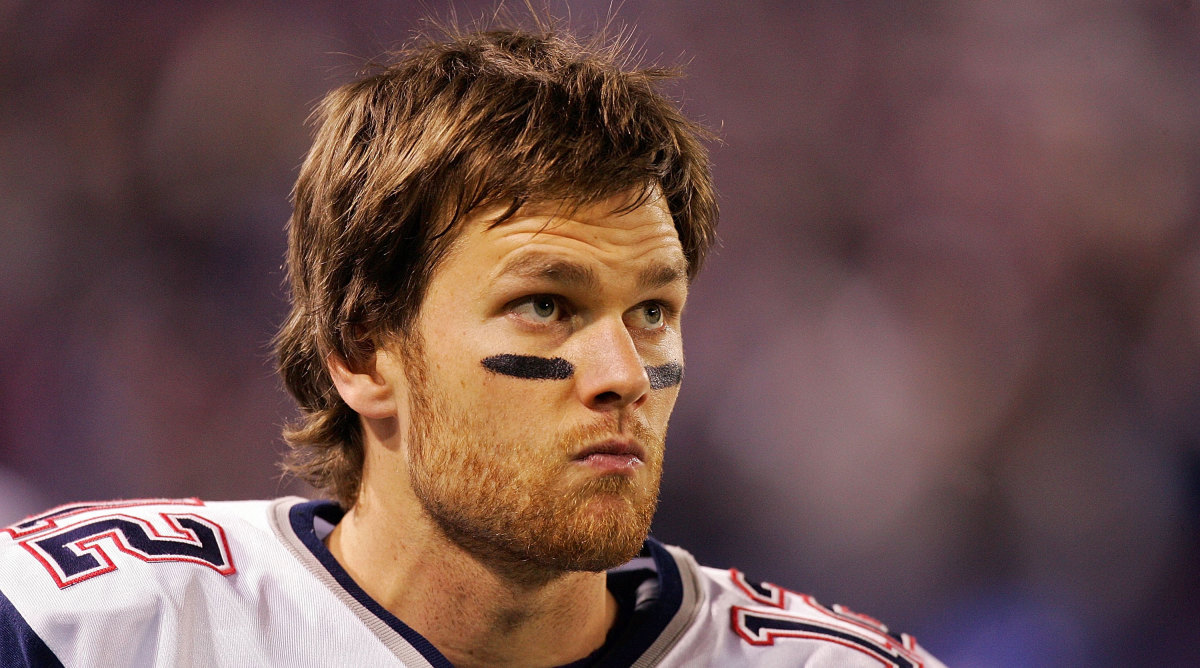 tom-brady-hair-6-week-16-2007.jpg