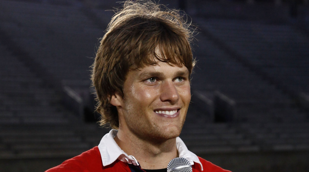 tom-brady-hair-10-2010.jpg