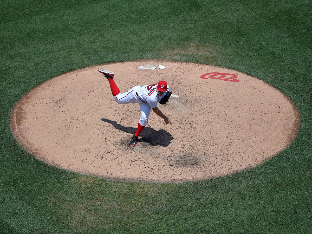 stephen-strasburg-ap2.jpg