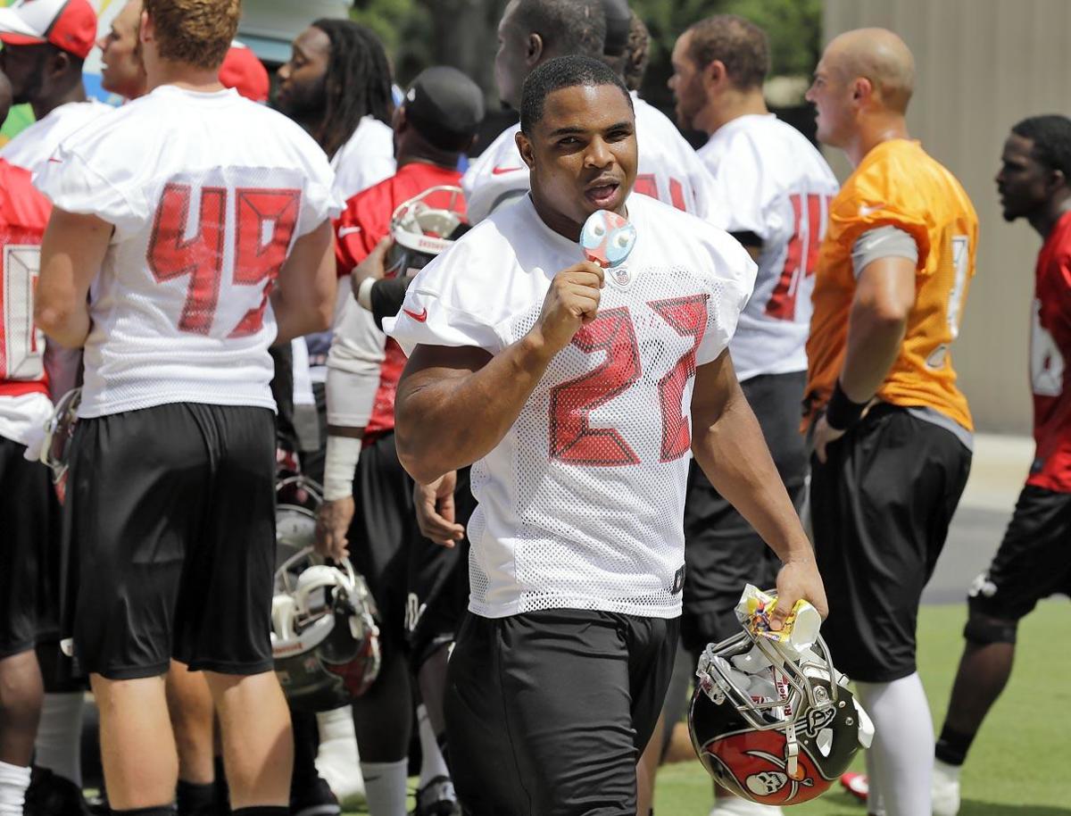 2014-Doug-Martin-ice-cream.jpg