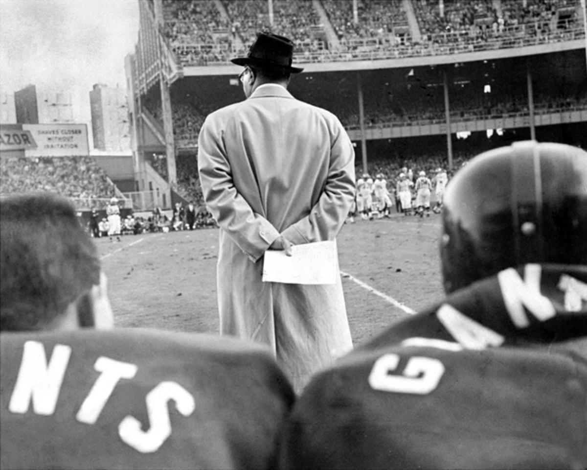Vince Lombardi coaching the New York Giants.