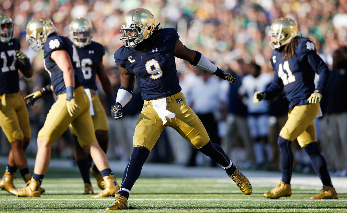 A devastating knee injury took Notre Dame linebacker Jaylon Smith from Top 5 prospect to Day 3 consideration.