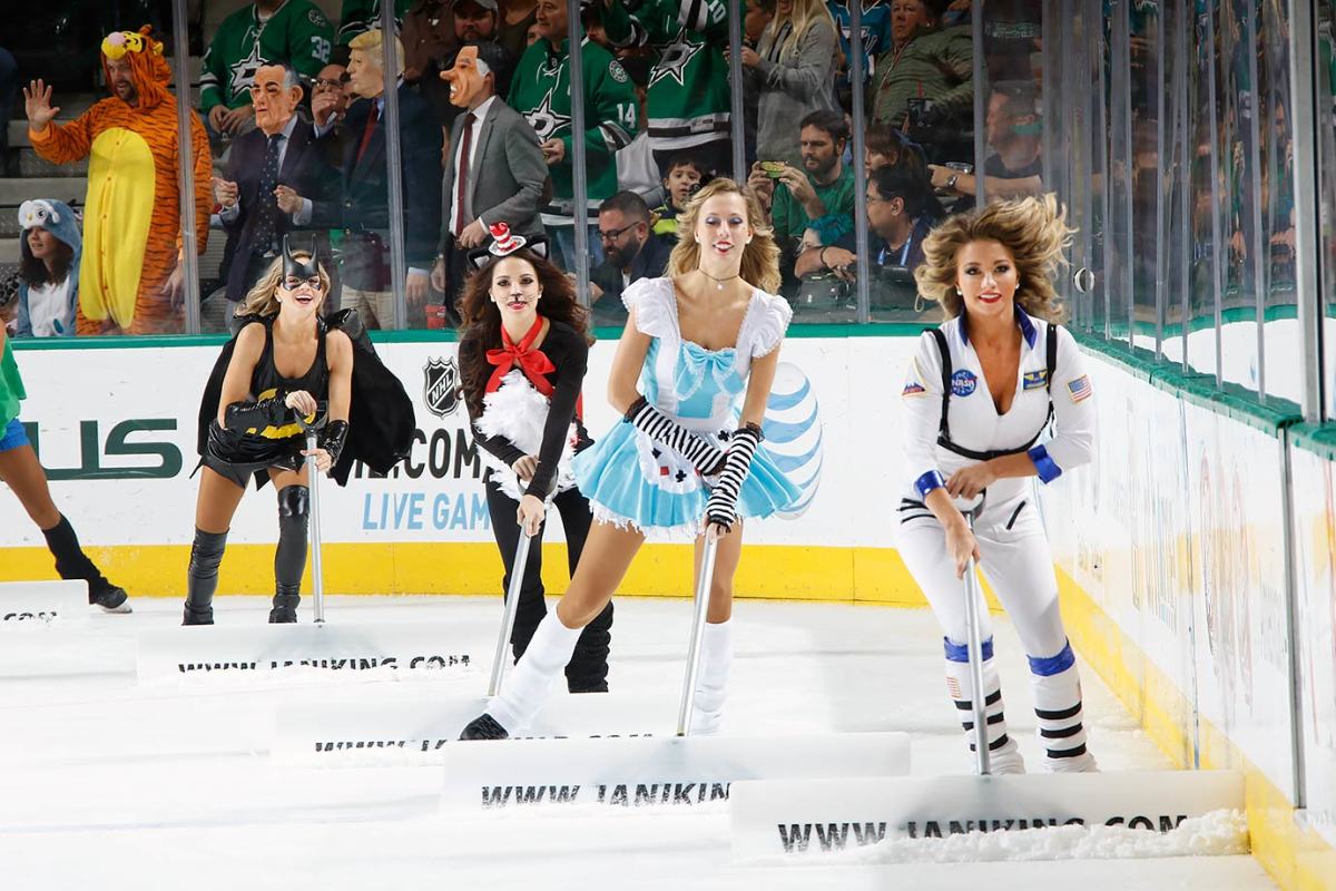 Dallas-Stars-Ice-Girls-GettyImages-495152100.jpg