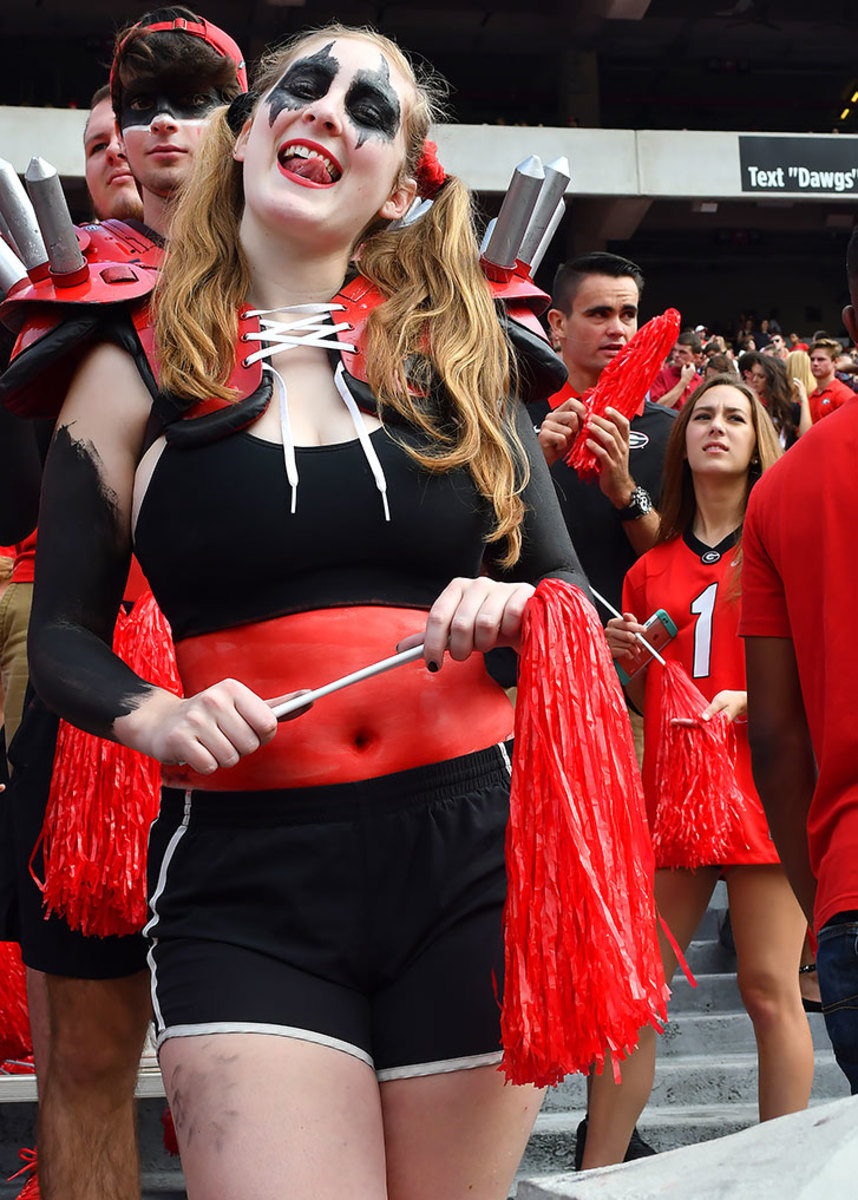 2016-1015-Georgia-Bulldogs-fans-ccr161015013_Vanderbilt_at_Georgia.jpg