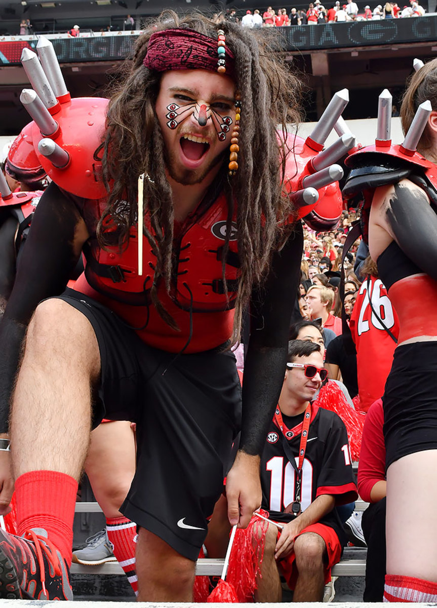 2016-1015-Georgia-Bulldogs-fans-ccr161015018_Vanderbilt_at_Georgia.jpg
