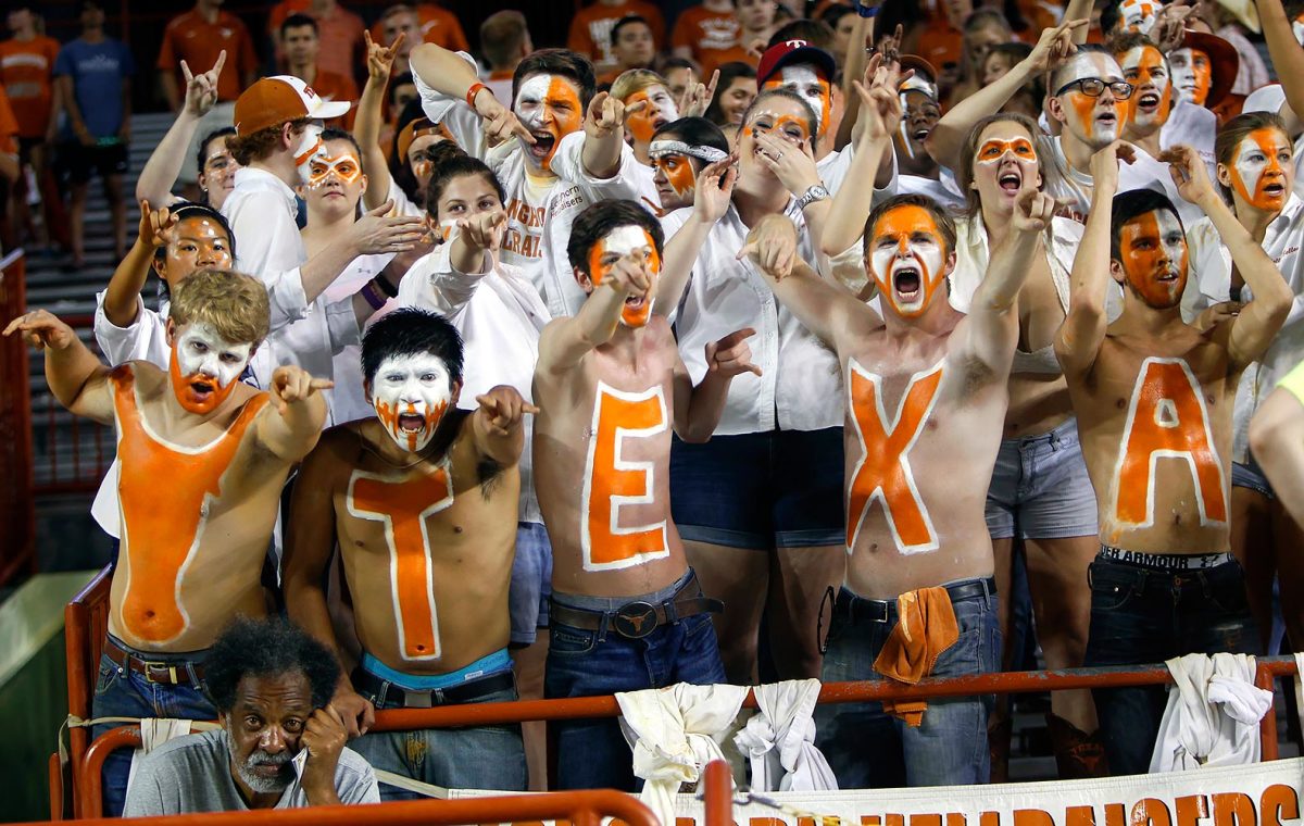 2016-1015-Texas-Longhorns-fans-775bf808e8354e439cd35e63da4328e2-0.jpg
