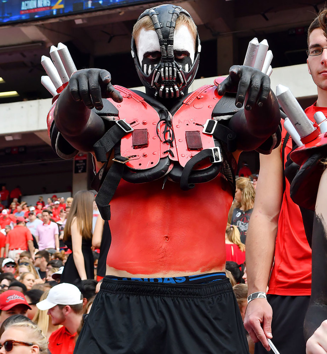 2016-1015-Georgia-Bulldogs-fans-ccr161015014_Vanderbilt_at_Georgia.jpg