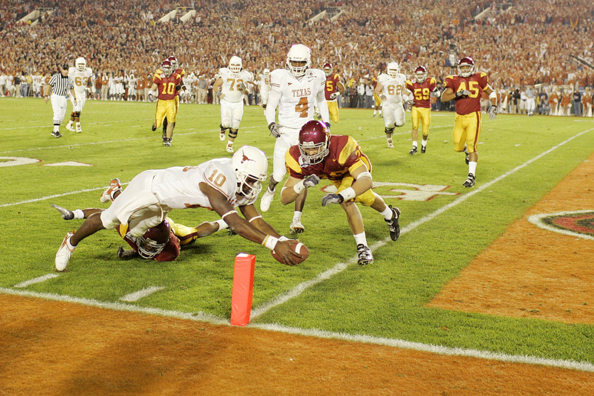 vince-young-2006-rose-bowl-texas-usc-best-bowl-games.jpg