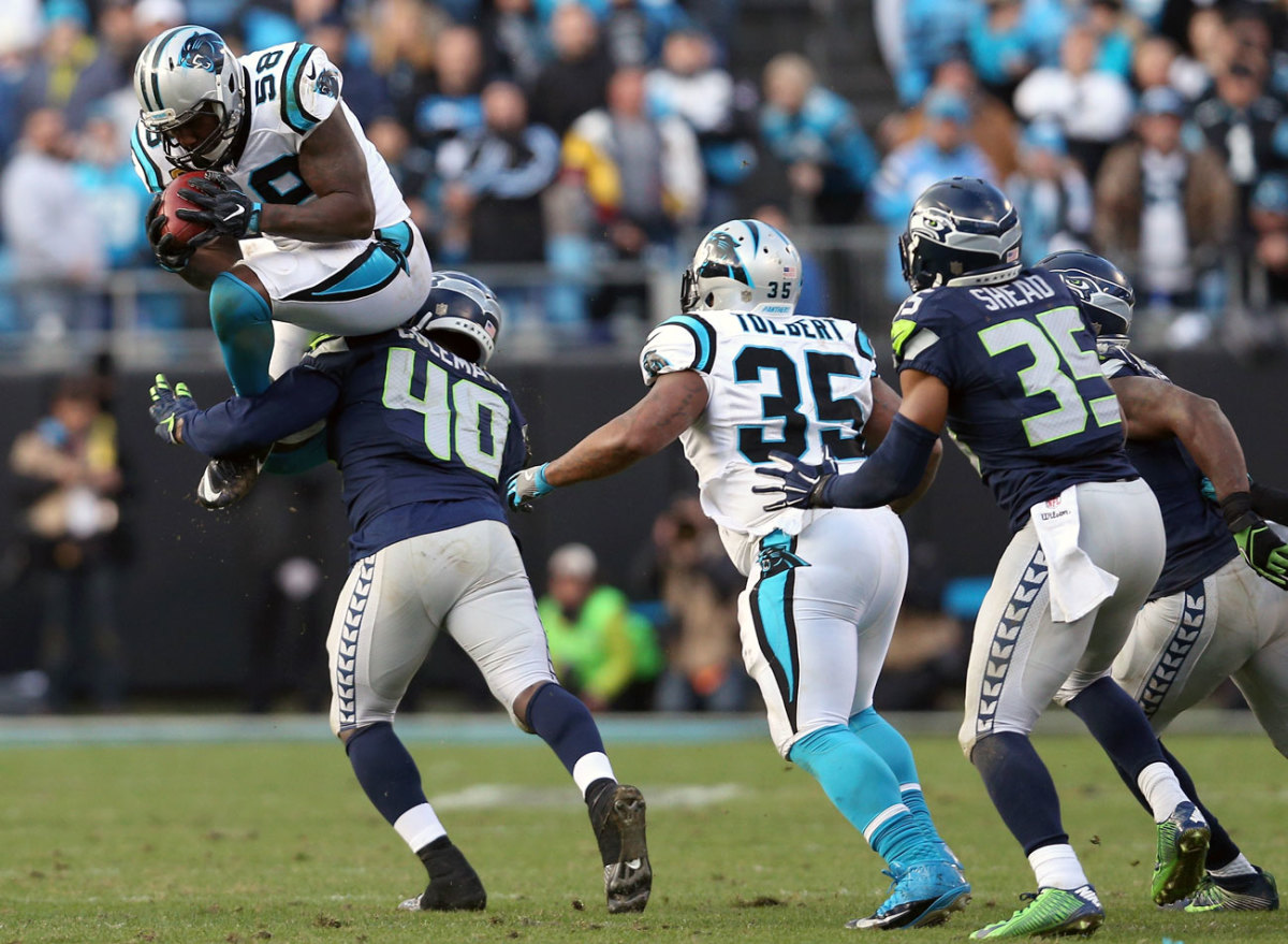 After three knee surgeries, veteran linebacker Thomas Davis still had the hops to leap and recover the onside kick in the Panthers-Seahawks divisonal-round game.