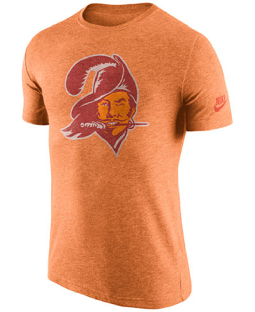mmqb-bucs-shirt.jpg