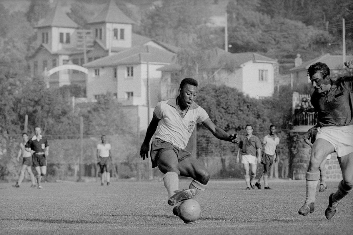 1962-Pele-World-Cup-training.jpg