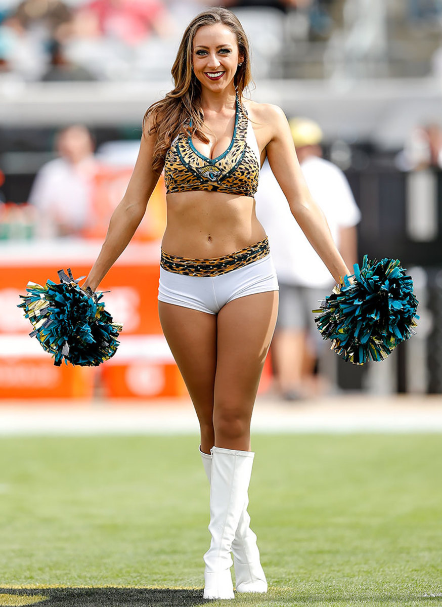 Jacksonville-Jaguars-ROAR-cheerleaders-GettyImages-627775728_master.jpg