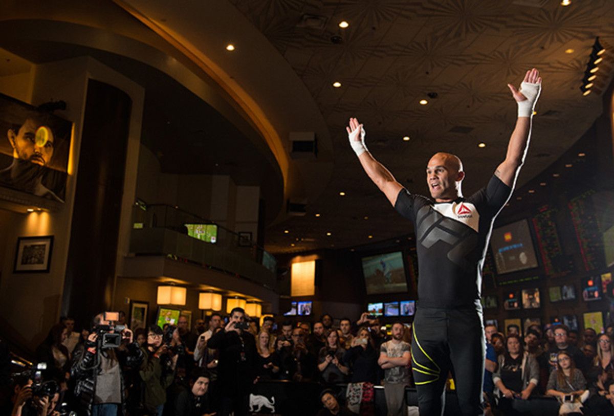 carlos-condit-ufc-195-robbie-lawler-630-2.jpg