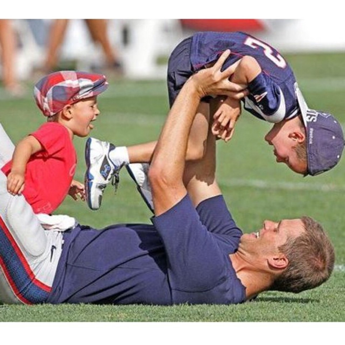 tom-brady-kids.jpg
