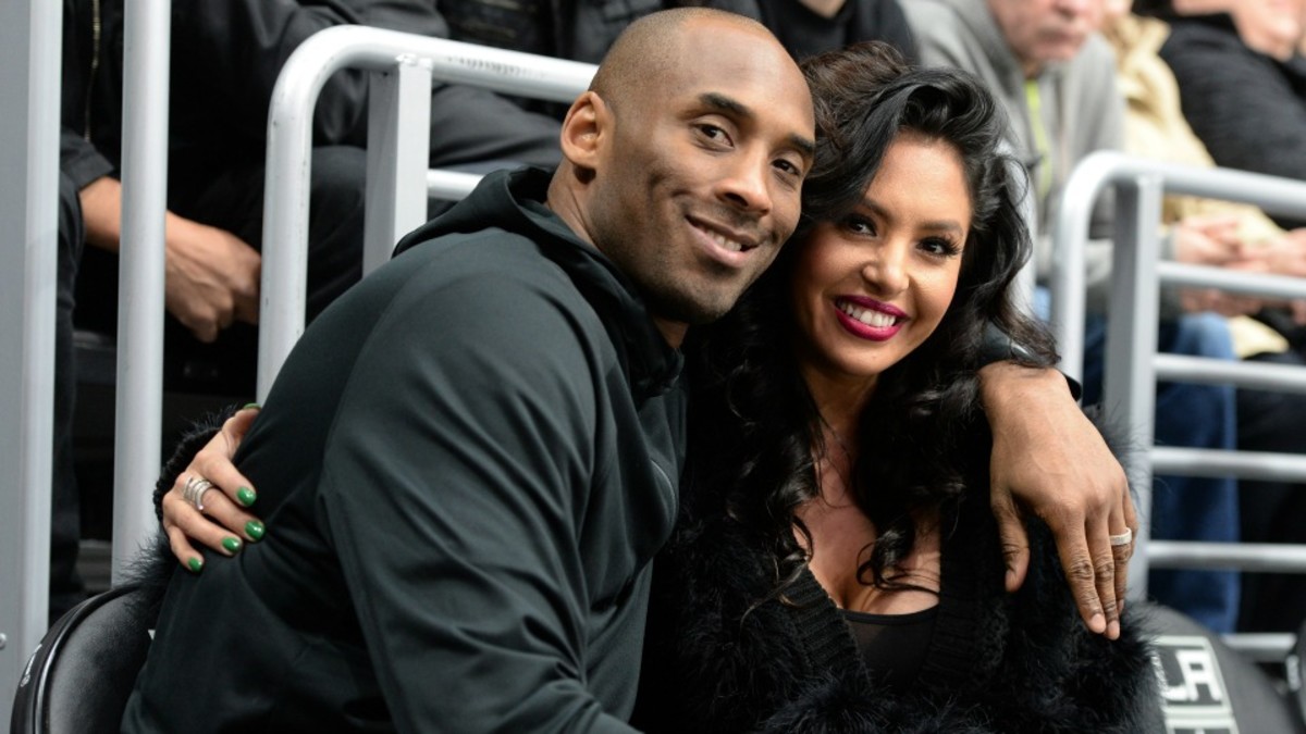 Kobe Bryant and his wife got put on Kings’ kiss cam Sports Illustrated
