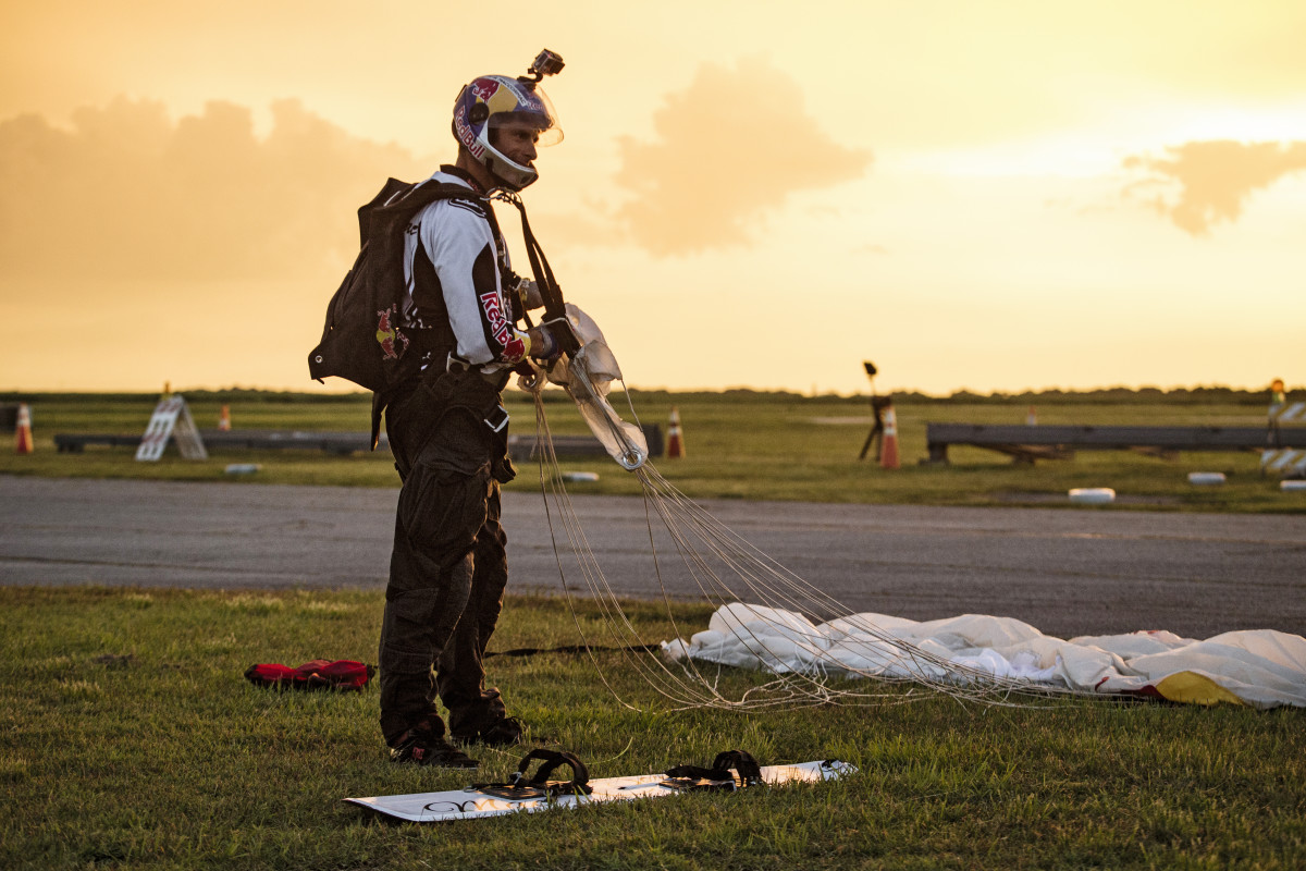 P-20160718-02033_HiRes JPEG 24bit RGB.jpg