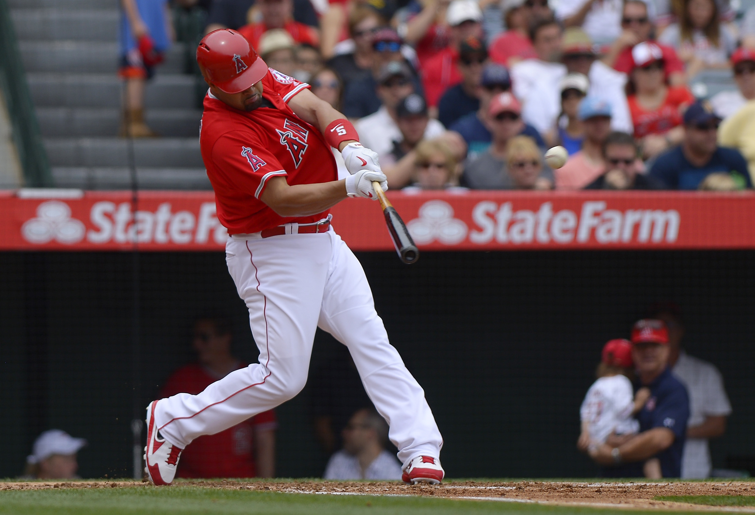 Miley posts his 1st win for Mariners, beats Pujols, Angels Sports