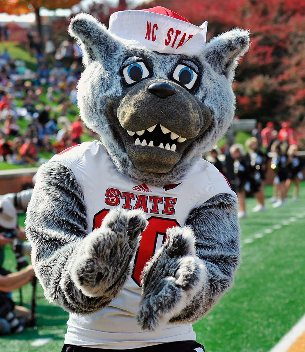 2016-0215-22-Sign-of-the-Apocalypse-NC-State-mascot-Mr-Wuf.jpg