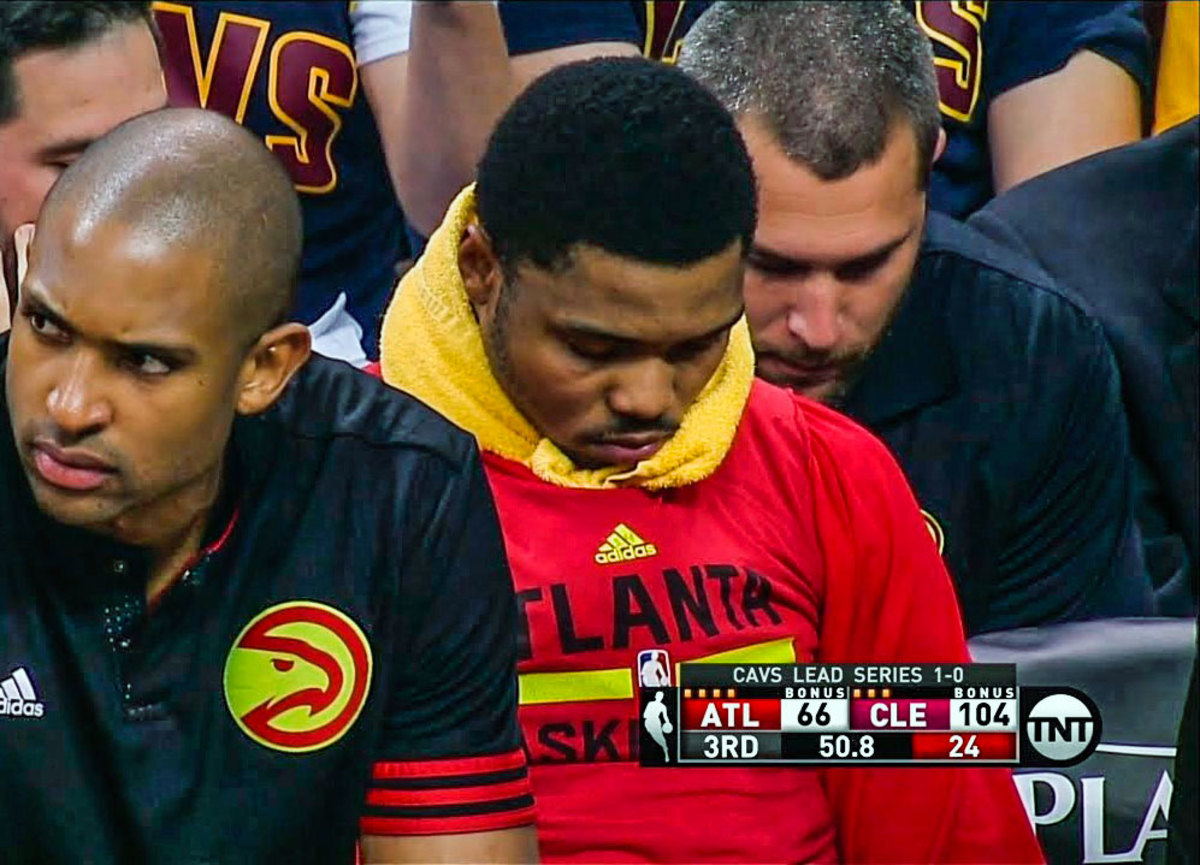 2016-0516-Sign-of-the-Apocalypse-Kent-Bazemore-sleeping.jpg