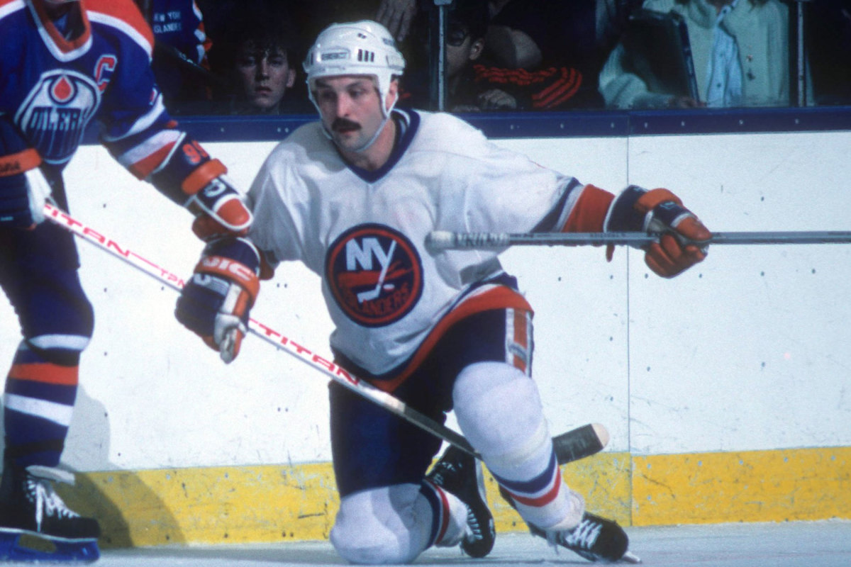 bryan-trottier-movember-nhl-mustaches.jpg