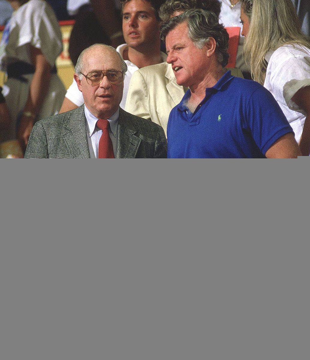 1985-0527-Red-Auerbach-Ted-Kennedy-001311095.jpg