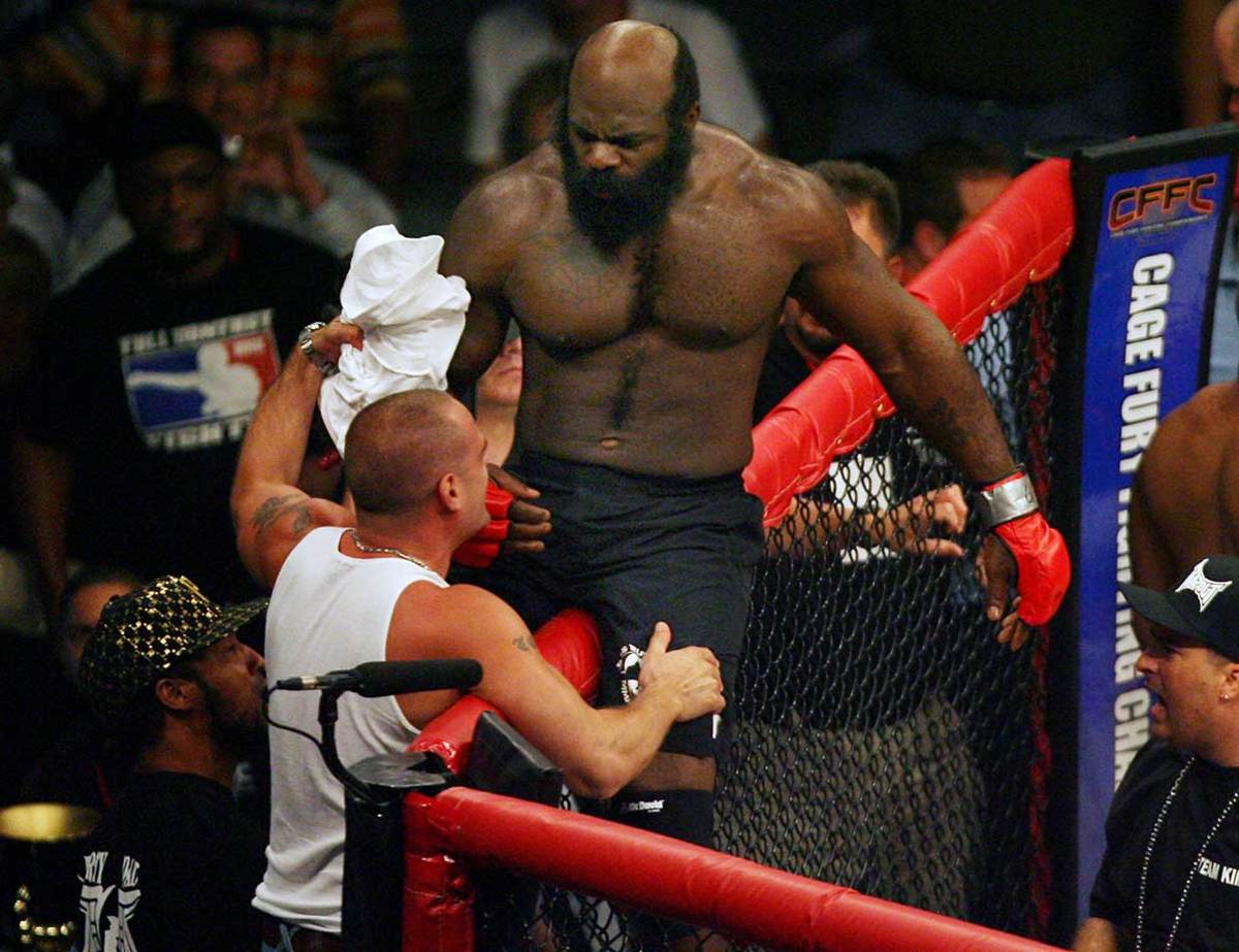 Kimbo-Slice-77821028_master.jpg