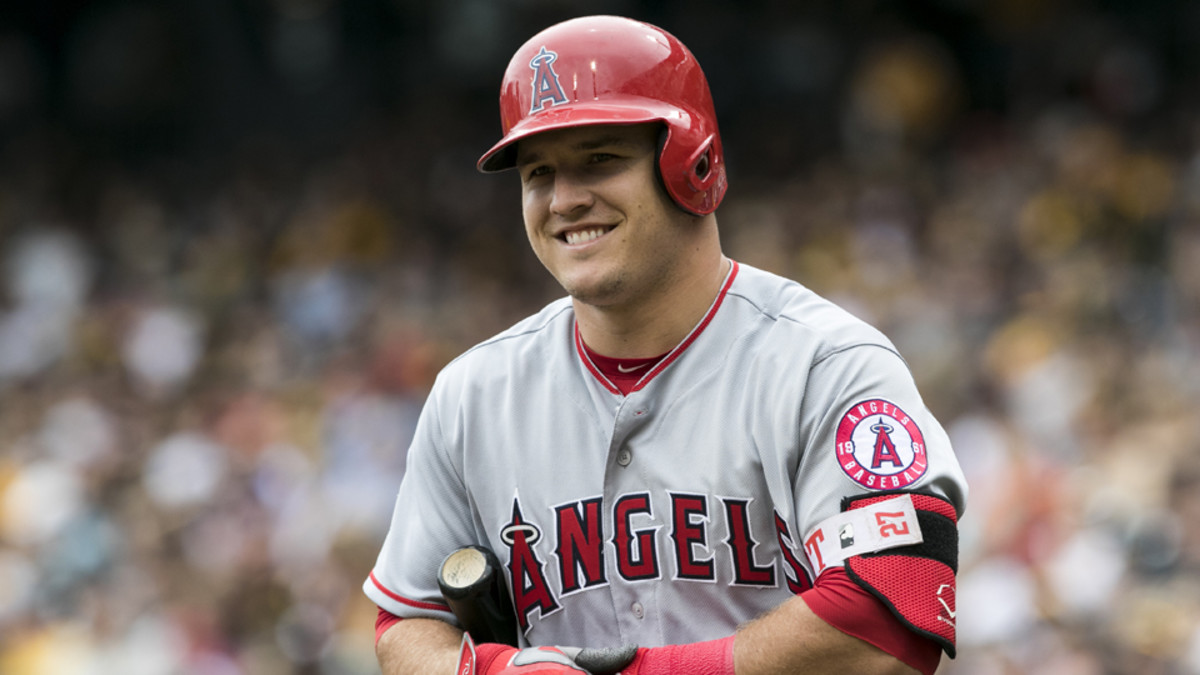 Mike Trout is getting married, proposes with sky writer - Sports ...