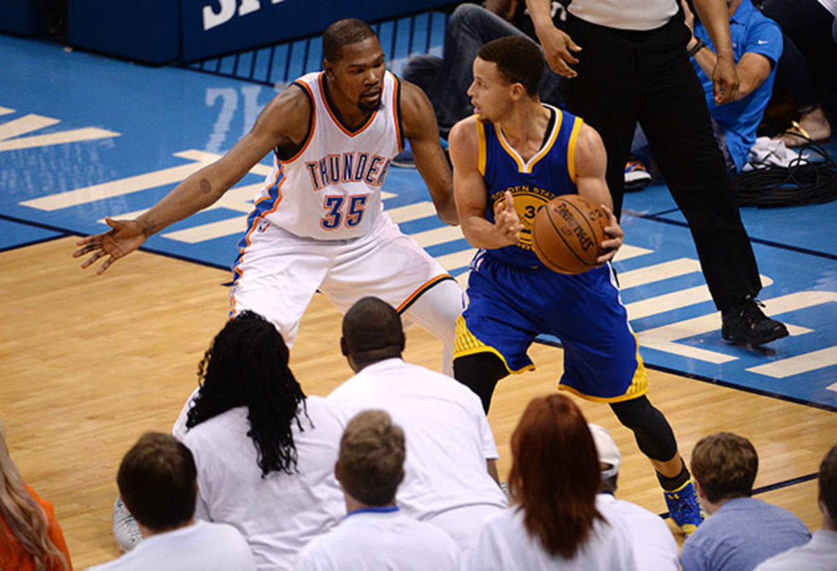 kevin-durant-stephen-curry-defense.jpg