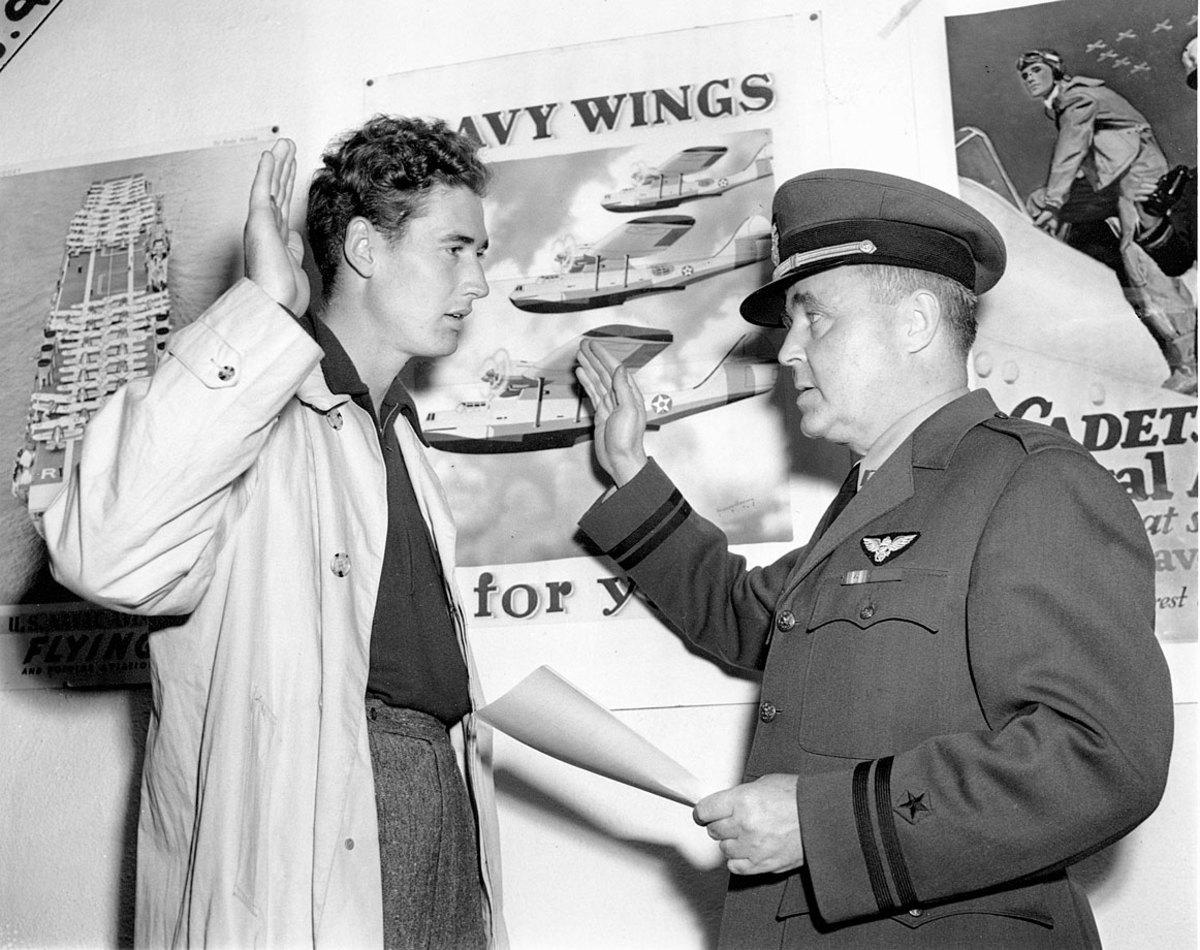 1942-ted-williams-navy.jpg