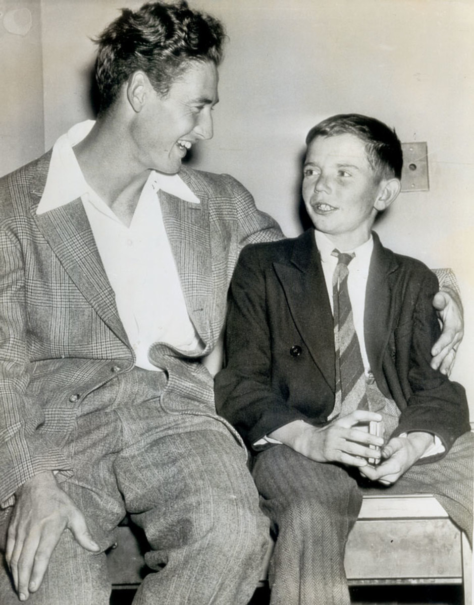 BaseballHistoryNut on X: Here's a young Ted Williams with the San