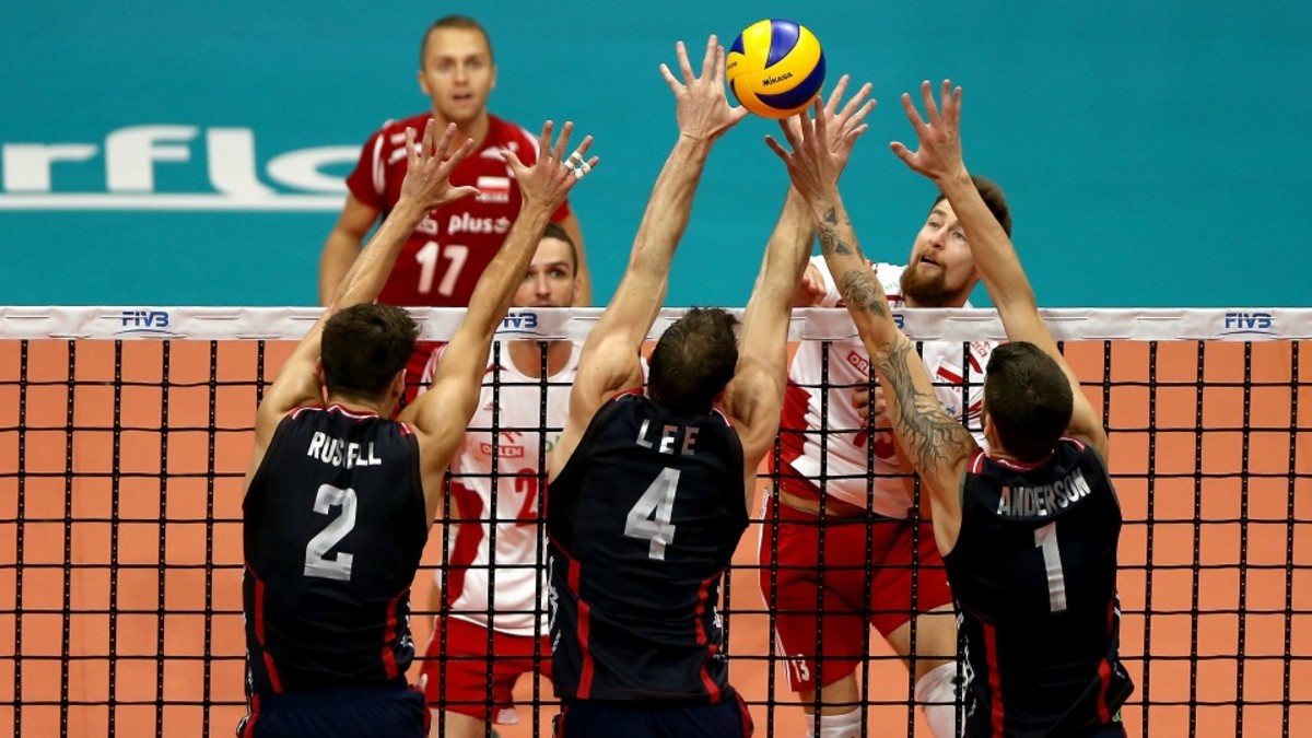 Volleyball player sacrifices his face for the win in parody video