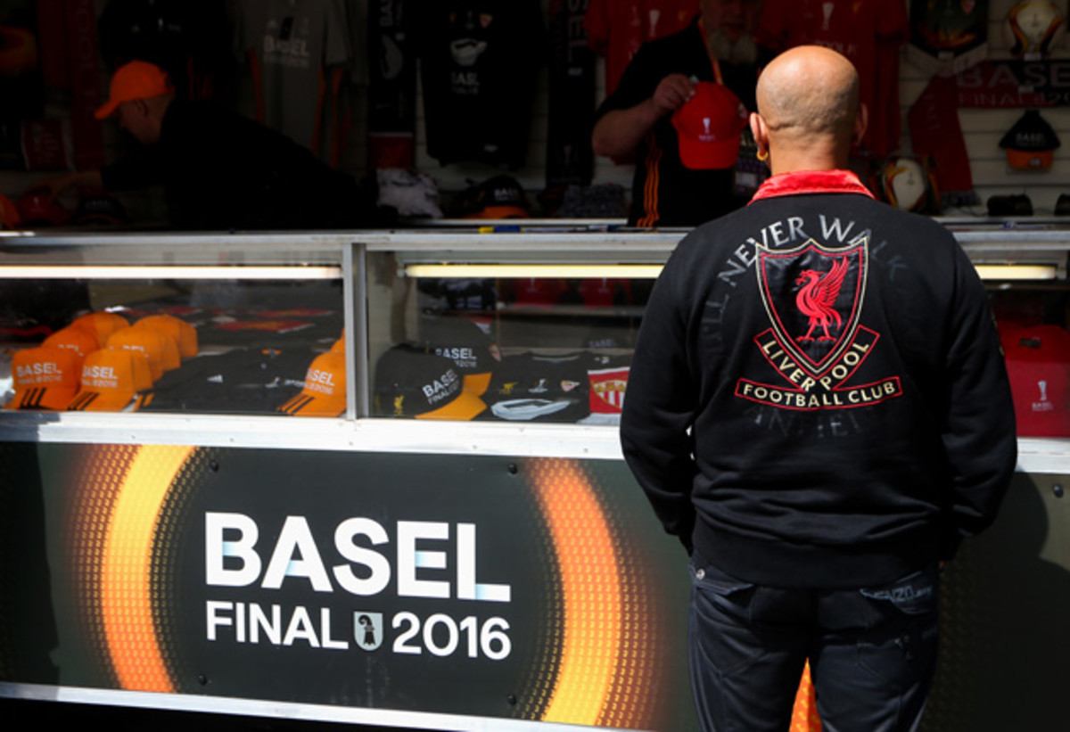 liverpool-basel-fans.jpg