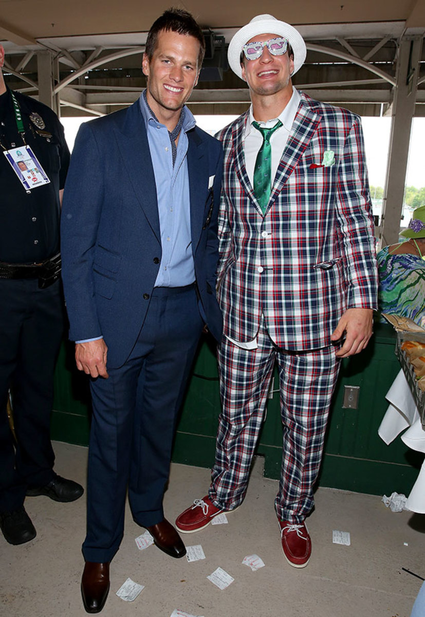 2015-Tom-Brady-Rob-Gronkowski-Kentucky-Derby.jpg