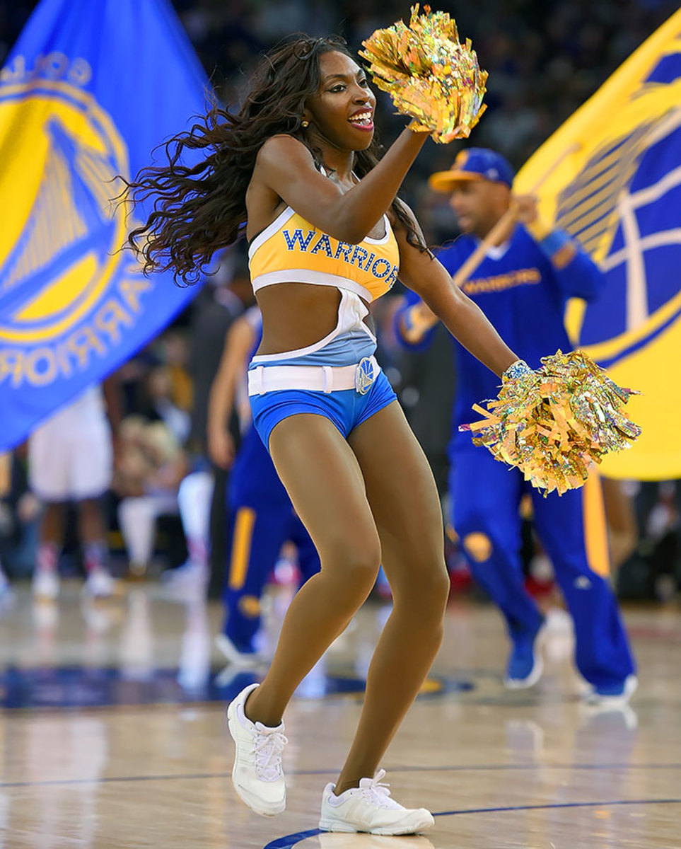 Golden-State-Warriors-Dance-Team-GettyImages-496145192_master.jpg
