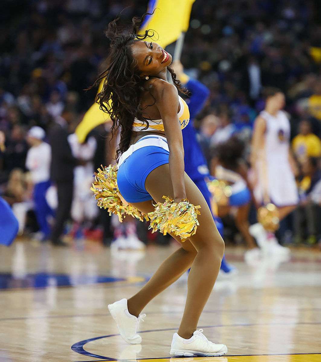 Golden-State-Warriors-Dance-Team-GettyImages-496145344_master.jpg