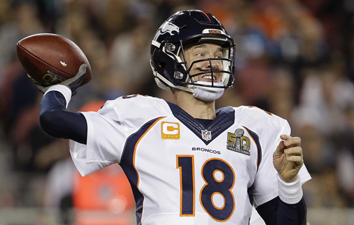 Denver Broncos: Peyton Manning 8, Super Bowl 50 – Play Action Customs