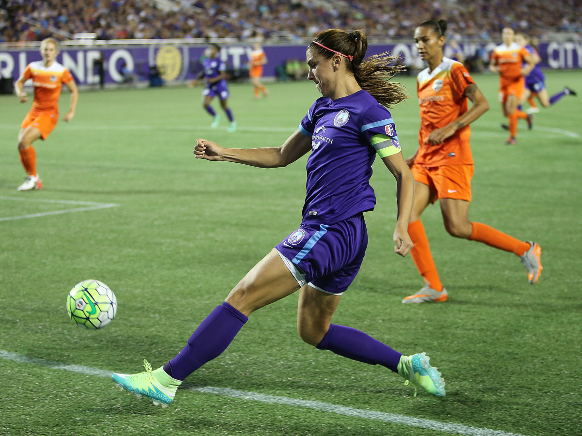 alex-morgan-orlando-pride-inline.jpg