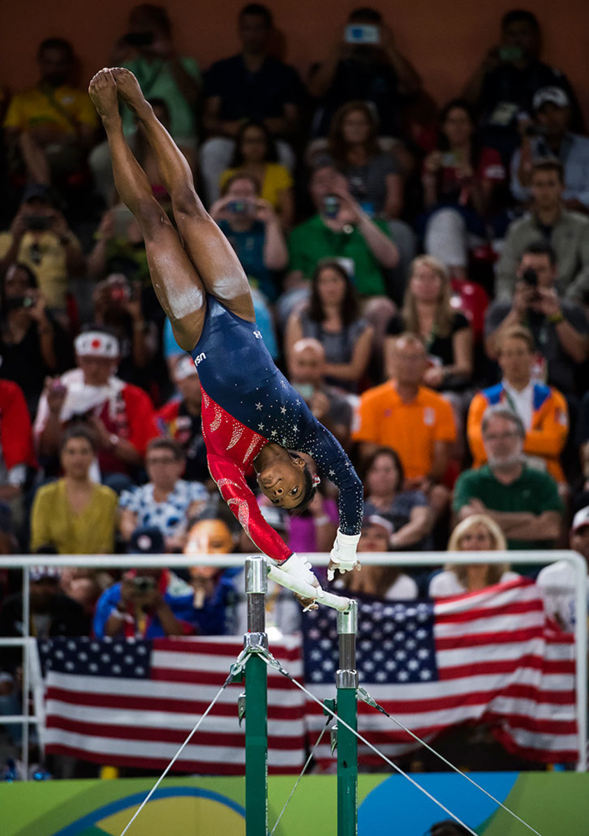 2016-0807-Simone-Biles-SI24_TK1_01488_0.jpg