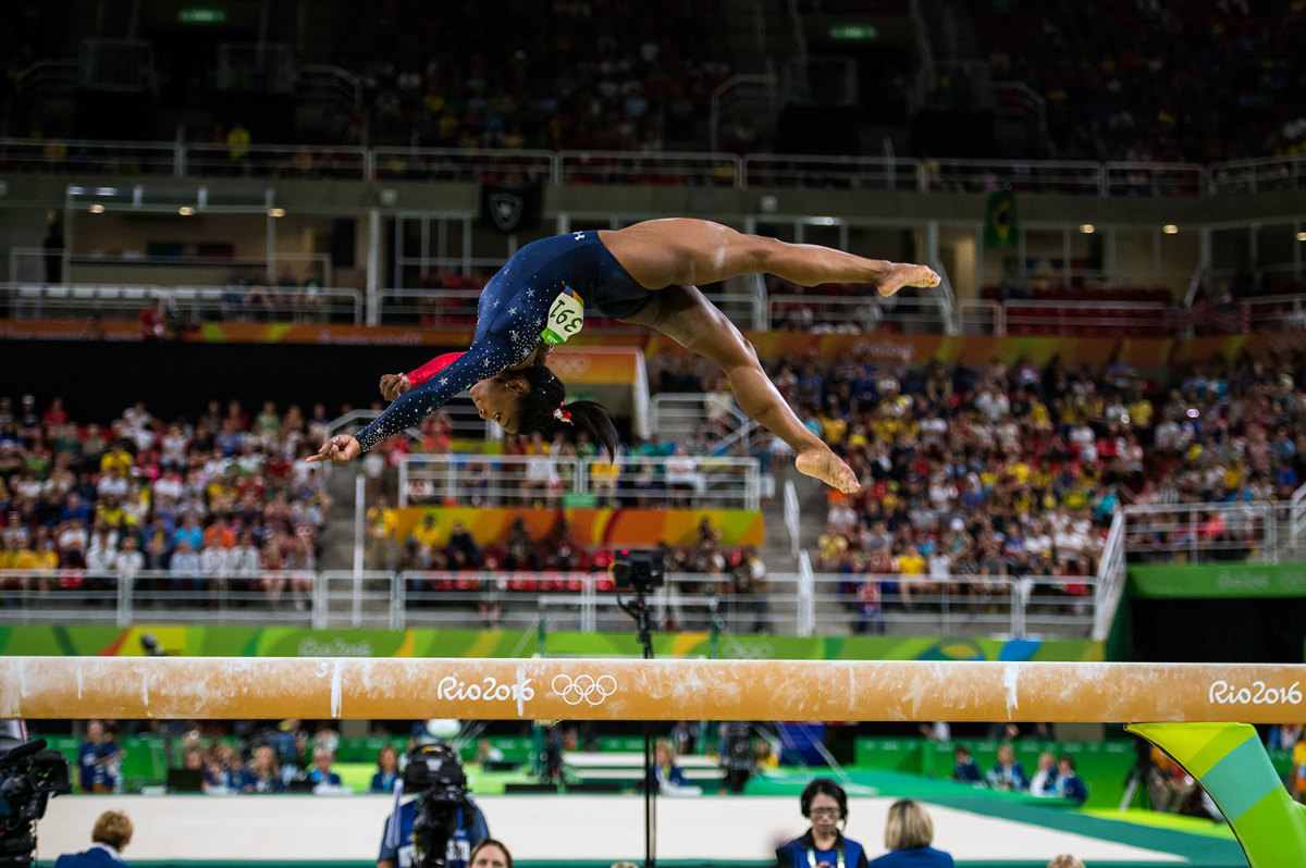 2016-0807-Simone-Biles-SI24_TK1_01625_0.jpg