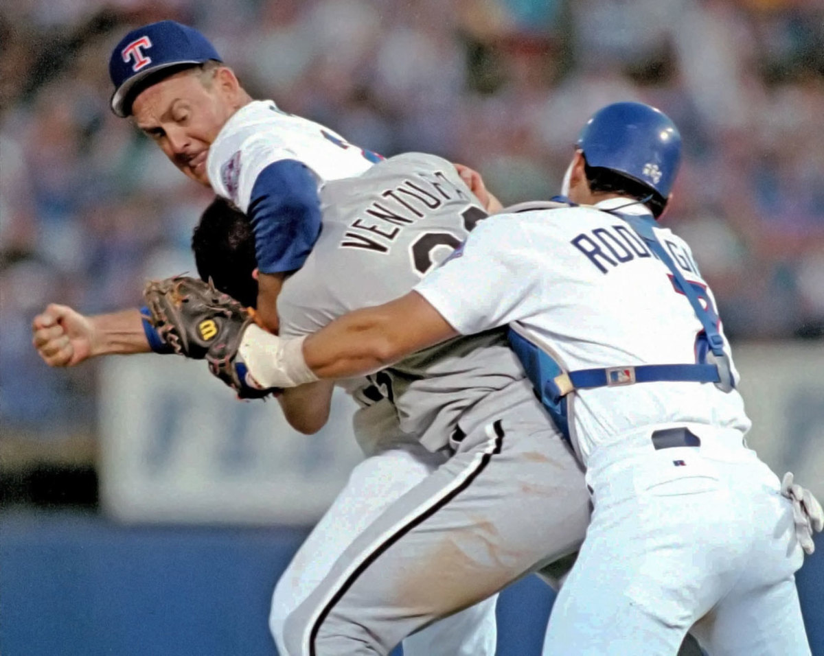 1993-Nolan-Ryan-Robin-Ventura.jpg