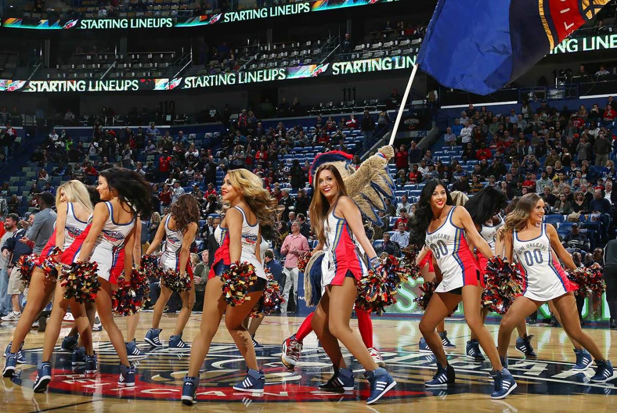 New-Orleans-Pelicans-Dancers-GettyImages-509444498_master.jpg