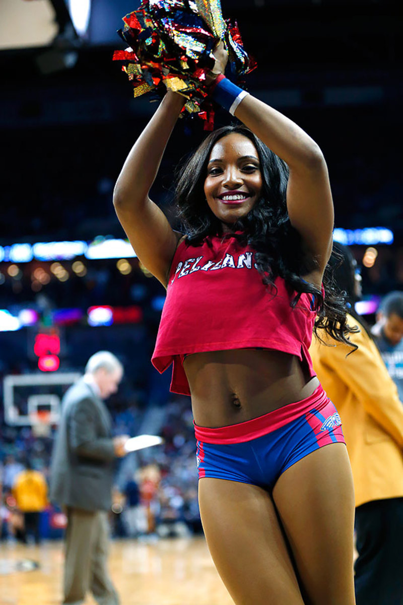 New-Orleans-Pelicans-Dancers-3226616a46614f9788f6088e55394e59-0.jpg